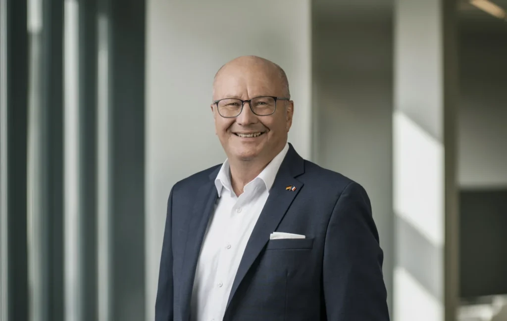 Portrait de Frank loy