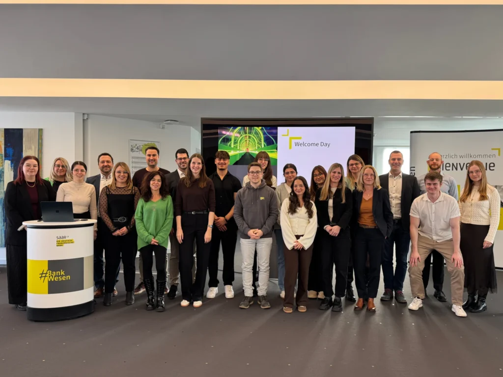 La photo montre la promotion des jeunes talents avec les participants à la méthode de projet agile « Working out Loud ».